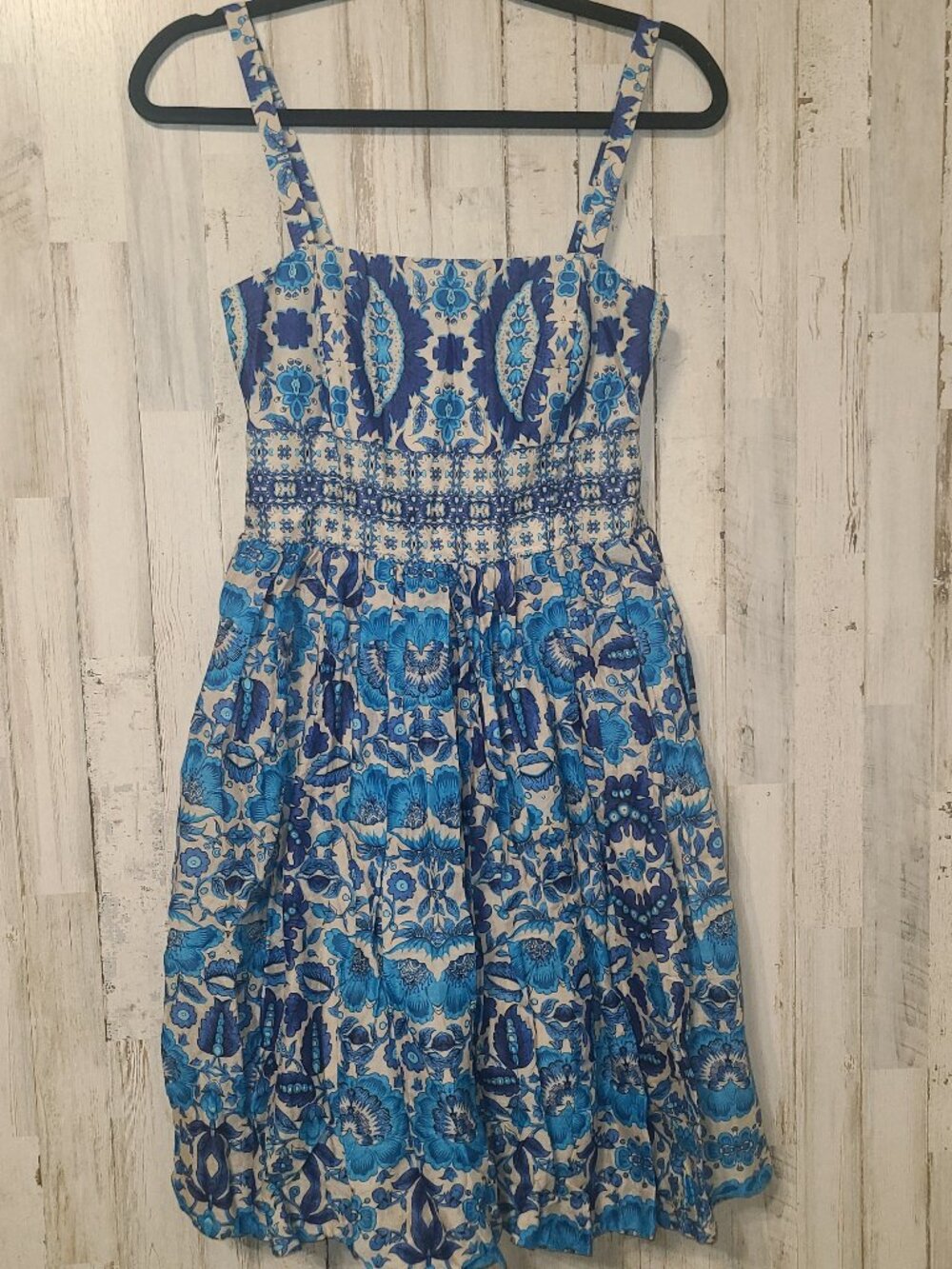EUC Taylor size 6 Dress Spaghetti Strap Fit & Flare Pleat A-line Sundress YTK